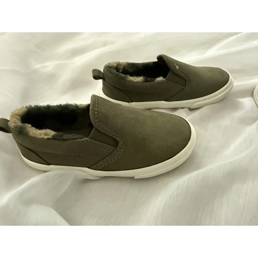 Lot Of 2 Pairs Toddler Size 7 And 8 Boy Shoes Sneakers Old‎ Navy Cat Jack Sherpa